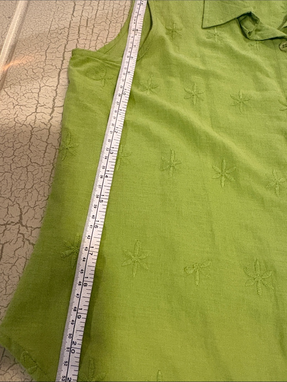 Charlie Paige Sleeveless Button-Up Tie Front Top in Lime - Picture 7 of 7